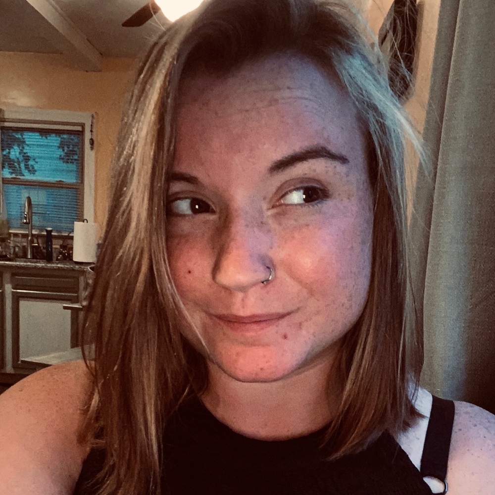 Meet your Posher, Stephanie
